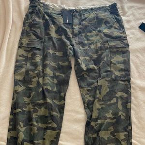 Fashion nova oversized camo cargos